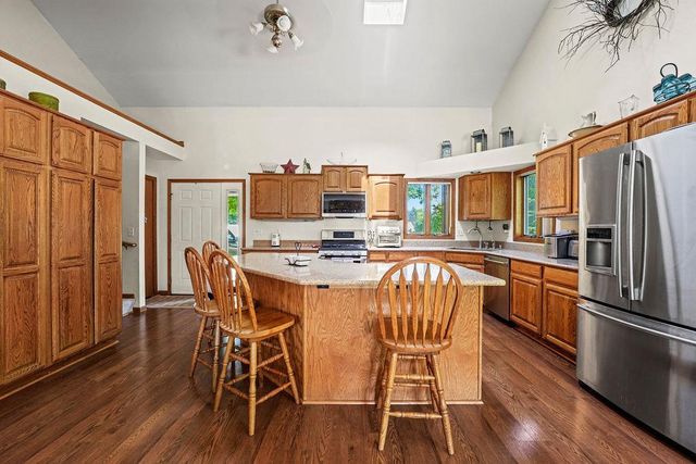 2875 WESTMOOR ROAD, Oshkosh, WI 54904