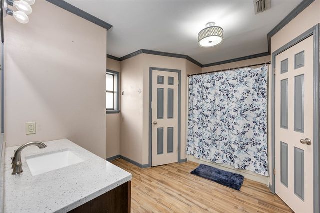 4737 Spring Fork Dr, Corpus Christi, TX 78413