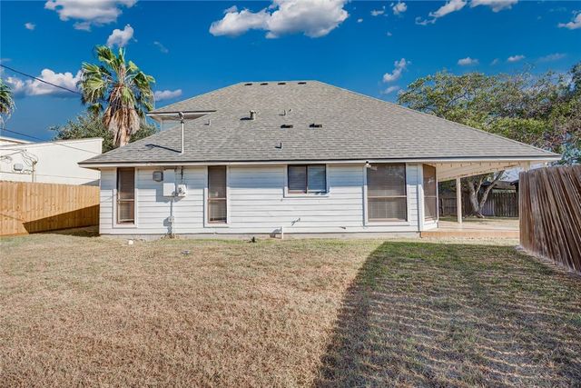 4737 Spring Fork Dr, Corpus Christi, TX 78413