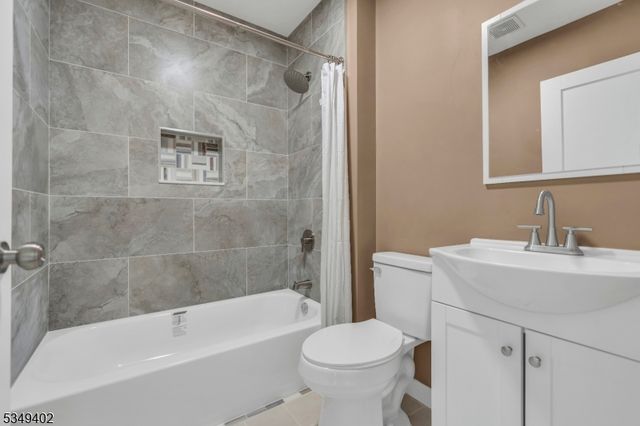 221 Golf Ave, South Plainfield Boro, NJ 07080