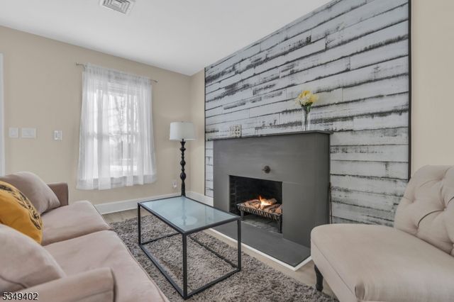 221 Golf Ave, South Plainfield Boro, NJ 07080