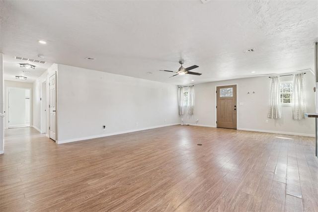 911 N Pesotum Avenue, Shawnee, OK 74801