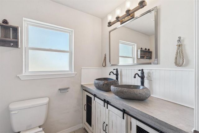 911 N Pesotum Avenue, Shawnee, OK 74801