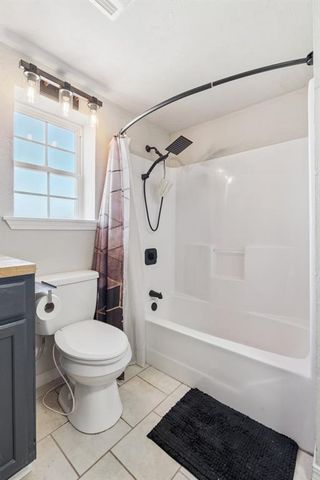 911 N Pesotum Avenue, Shawnee, OK 74801