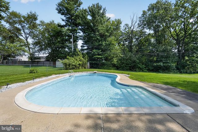 707 FITZWATERTOWN RD, Glenside, PA 19038