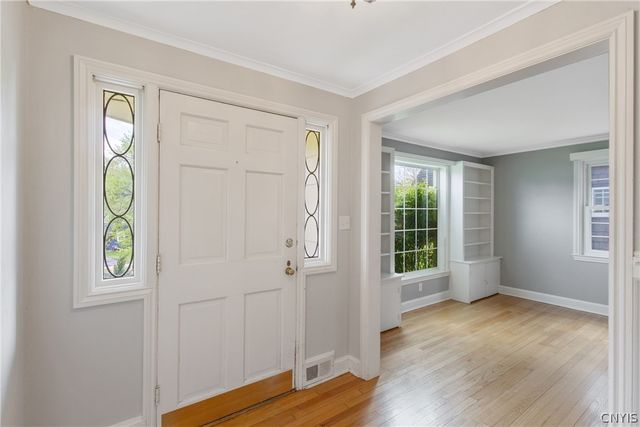 216 Strathmore Drive, Syracuse, NY 13207