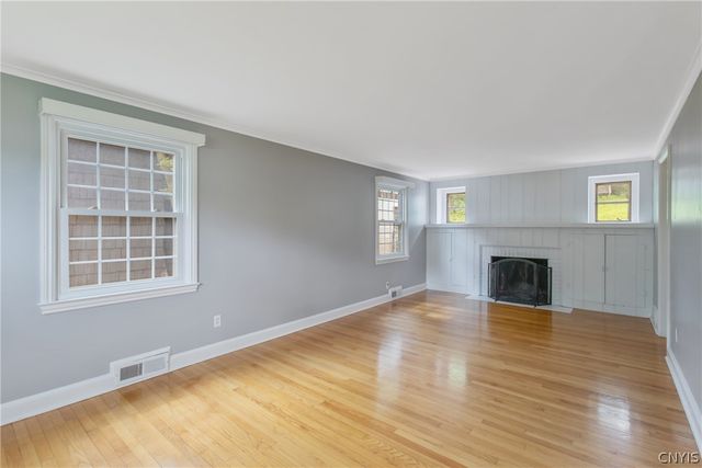 216 Strathmore Drive, Syracuse, NY 13207