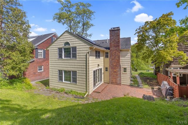 216 Strathmore Drive, Syracuse, NY 13207