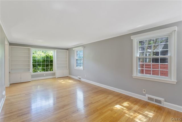 216 Strathmore Drive, Syracuse, NY 13207