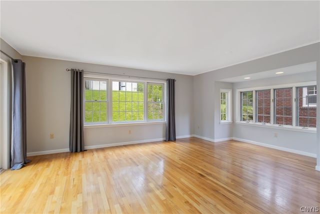 216 Strathmore Drive, Syracuse, NY 13207