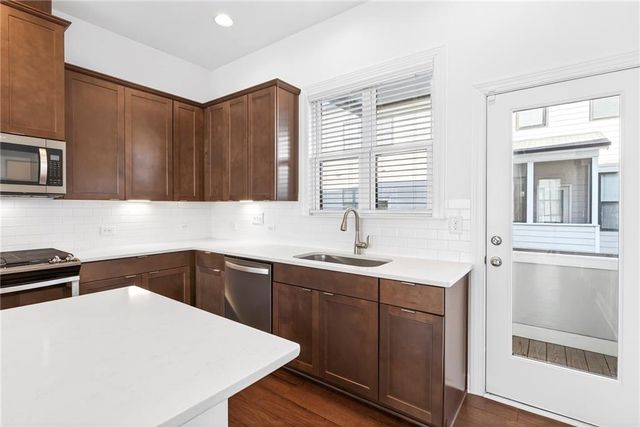 1752 Morningtide NE Lane, Atlanta, GA 30324