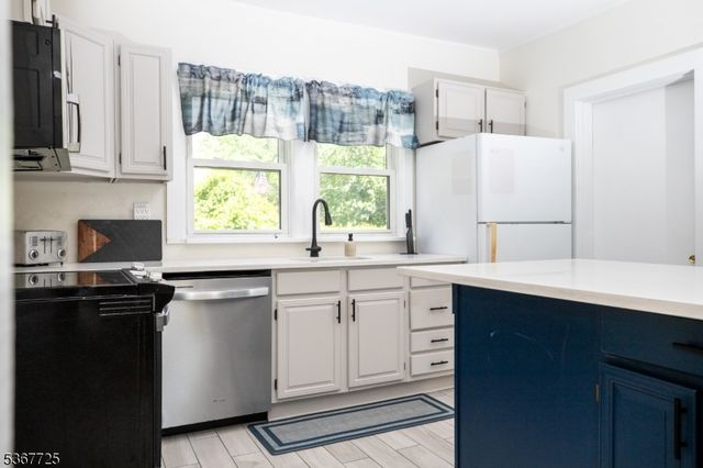 15 Blakely Ave, Rockaway Twp., NJ 07801