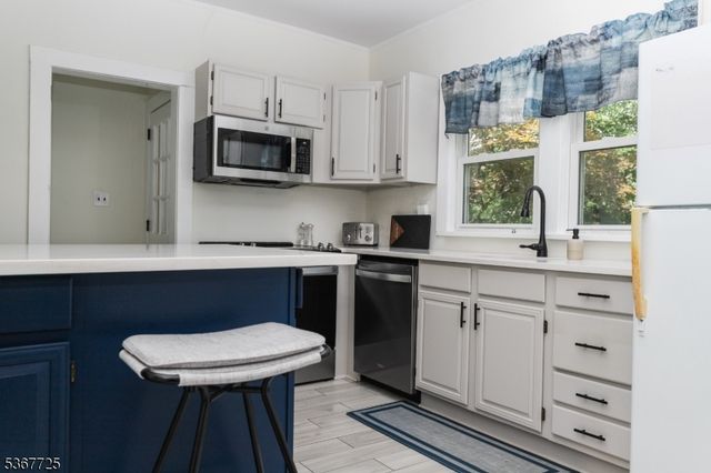 15 Blakely Ave, Rockaway Twp., NJ 07801