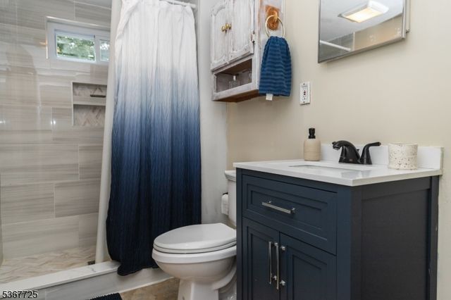 15 Blakely Ave, Rockaway Twp., NJ 07801