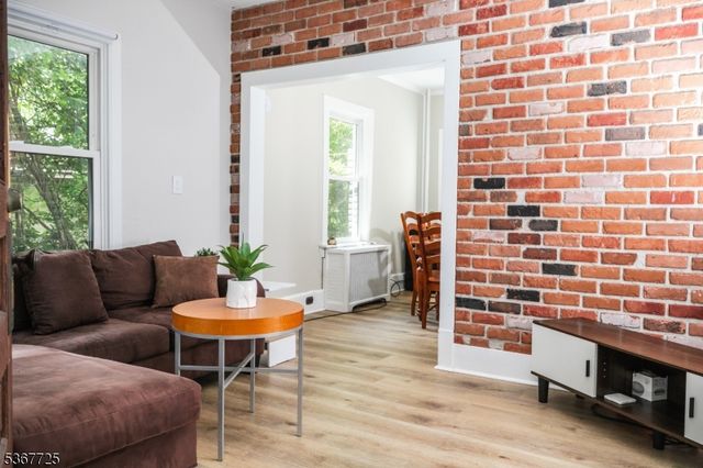 15 Blakely Ave, Rockaway Twp., NJ 07801