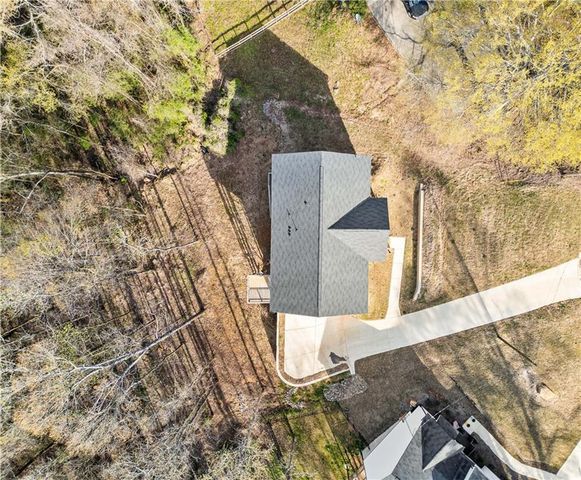 122 S Mill Creek Court, Woodstock, GA 30188