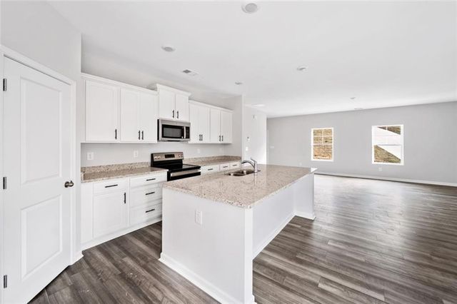 122 S Mill Creek Court, Woodstock, GA 30188
