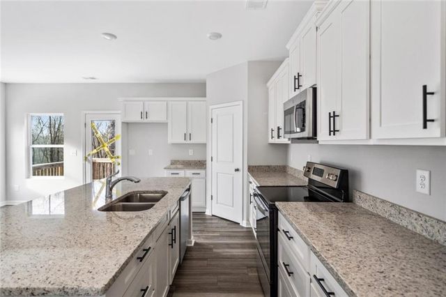 122 S Mill Creek Court, Woodstock, GA 30188