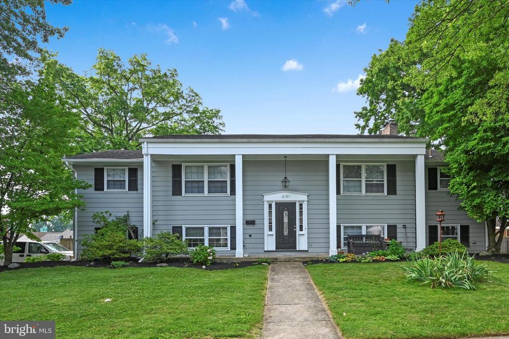 2101 MAYFRED LN, Camp Hill, PA 17011