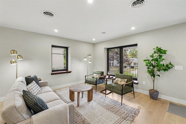 720 Eastern Avenue, Grand Rapids, MI 49503