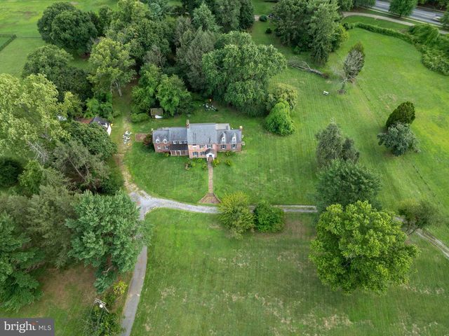 2173 JOHNS HOPKINS RD, Gambrills, MD 21054