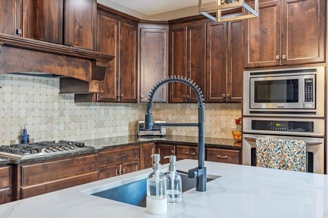 16899 E Lake Drive, Lakeville, MN 55044