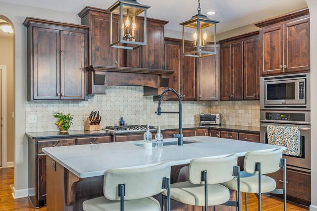 16899 E Lake Drive, Lakeville, MN 55044