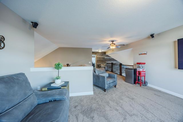 16899 E Lake Drive, Lakeville, MN 55044