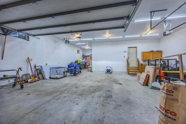 16899 E Lake Drive, Lakeville, MN 55044