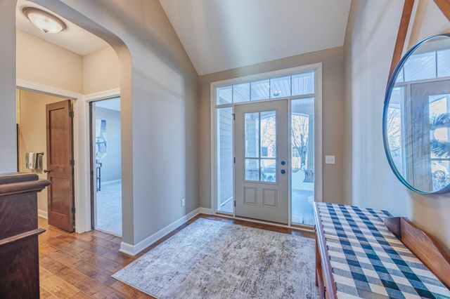 16899 E Lake Drive, Lakeville, MN 55044