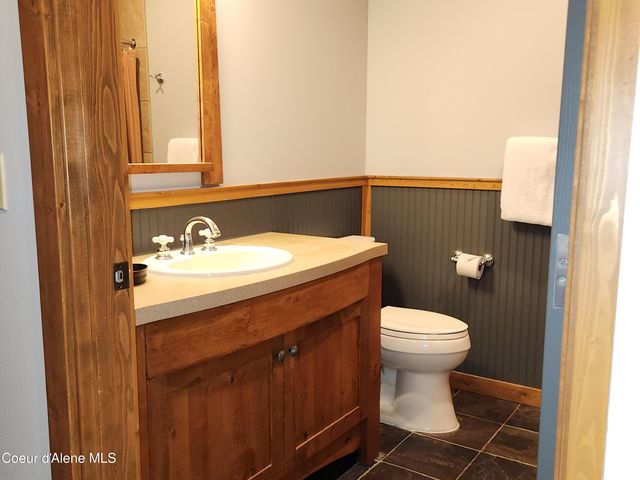 604 Bunker Ave, 403, Kellogg, ID 83837