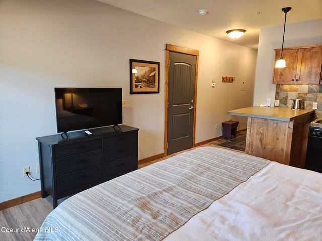 604 Bunker Ave, 403, Kellogg, ID 83837