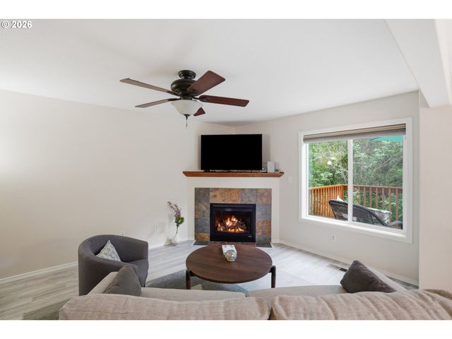 517 Nw 152ND St, Vancouver, WA 98685