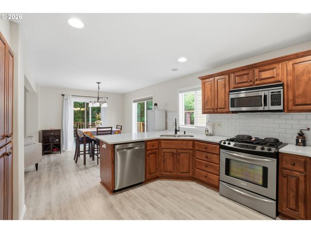 517 Nw 152ND St, Vancouver, WA 98685