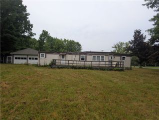 1521 Meadow Dr, Jamestown, PA 16134