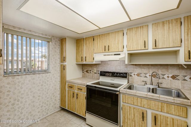 3150 N Harbor City Boulevard 325, Melbourne, FL 32935