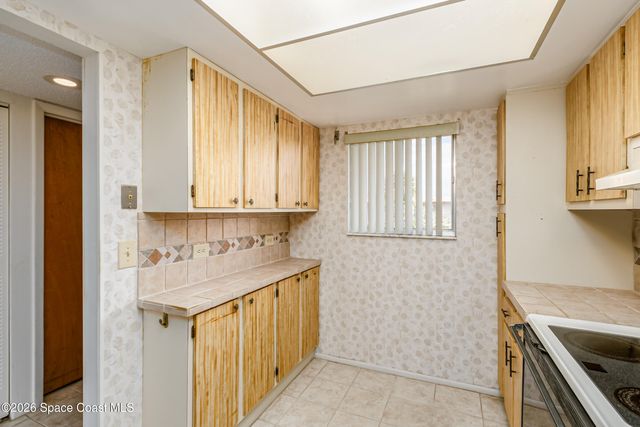 3150 N Harbor City Boulevard 325, Melbourne, FL 32935