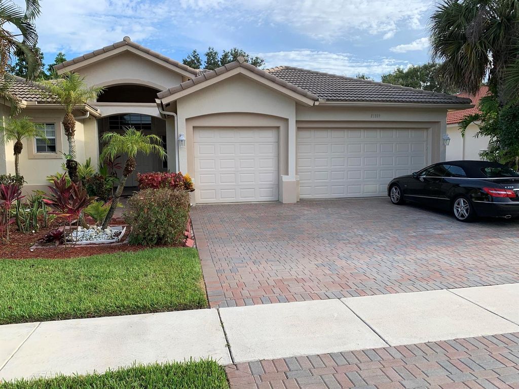 11889 Osprey Point CIRCLE Circle, Wellington, FL 33449