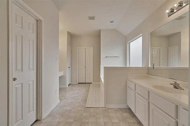 511 Elm Ridge Drive, Spring, TX 77386