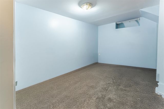 3300 Ellenboro Drive, Troy, MI 48083