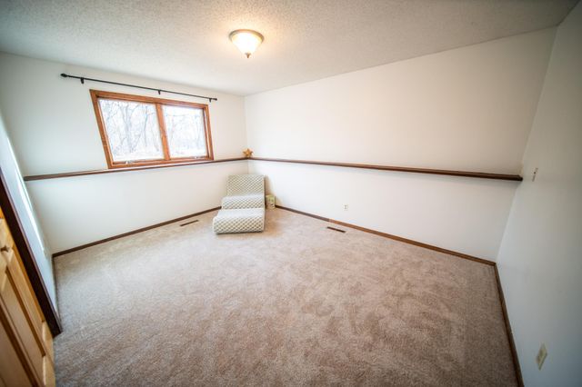 6835 Buckthorn Dr NW, Rochester, MN 55901