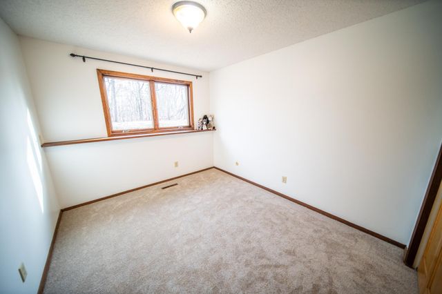 6835 Buckthorn Dr NW, Rochester, MN 55901