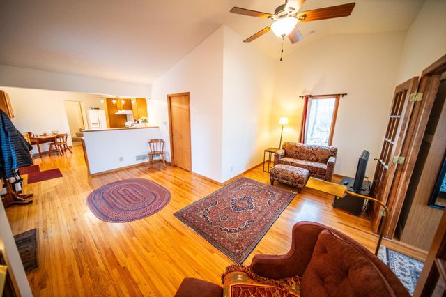 6835 Buckthorn Dr NW, Rochester, MN 55901