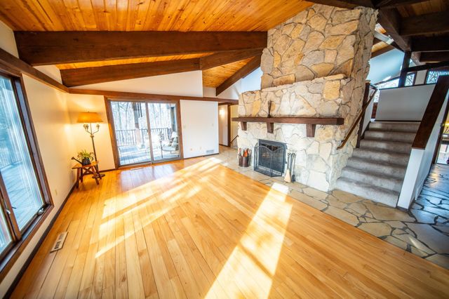 6835 Buckthorn Dr NW, Rochester, MN 55901