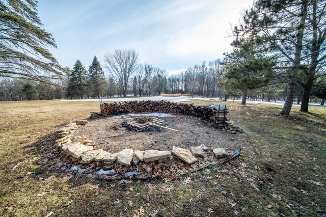 6835 Buckthorn Dr NW, Rochester, MN 55901