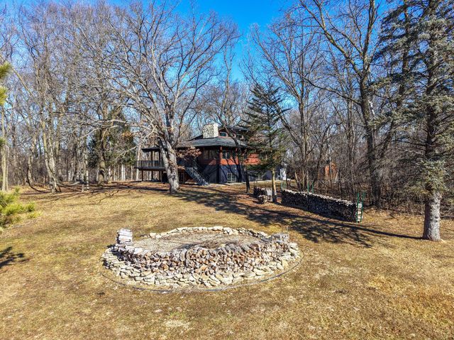 6835 Buckthorn Dr NW, Rochester, MN 55901