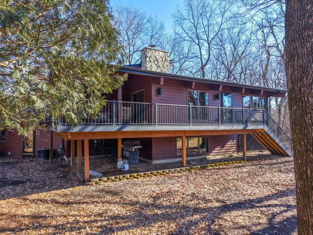 6835 Buckthorn Dr NW, Rochester, MN 55901