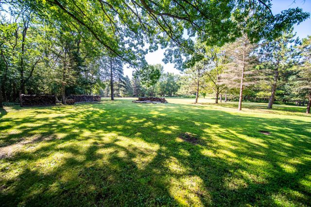 6835 Buckthorn Dr NW, Rochester, MN 55901