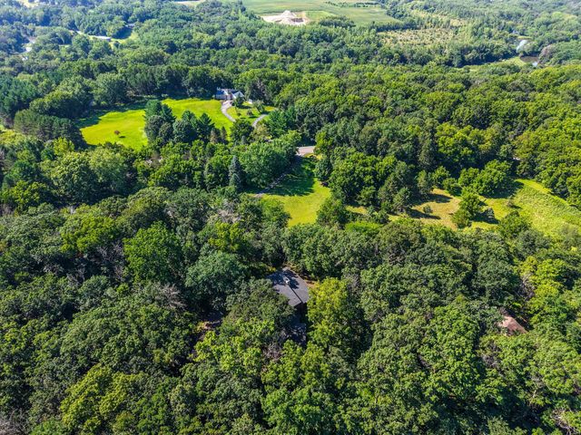 6835 Buckthorn Dr NW, Rochester, MN 55901