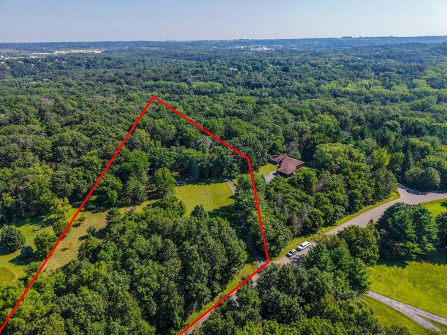 6835 Buckthorn Dr NW, Rochester, MN 55901